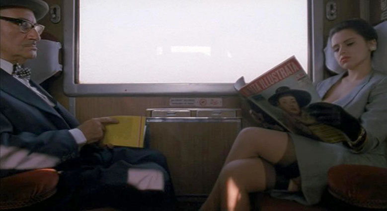Viaggio in treno anacronistico: rivista del 1956, romanzo del 1990. 